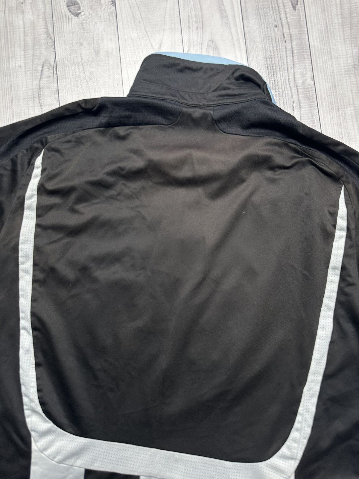 Adidas × Vintage Vintage adidas New Castle United soccer jersey size M Size US M / EU 48-50 / 2 - 10 Thumbnail