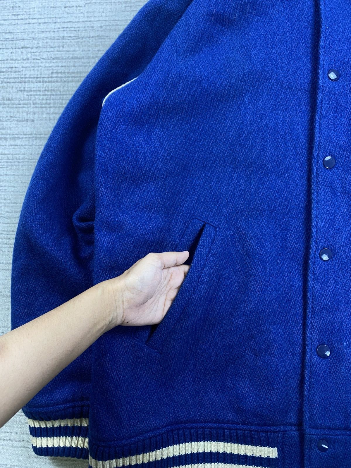 Vintage Vintage Antiballistic Wool Varsity Plain Jacket Size US L / EU 52-54 / 3 - 6 Thumbnail