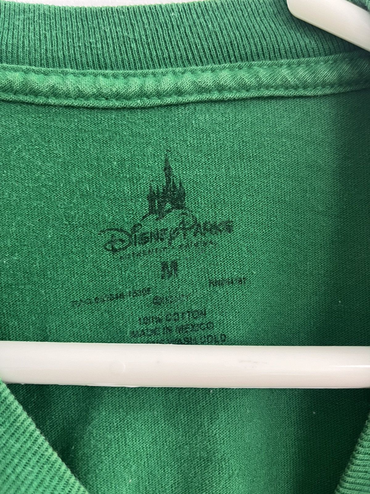 Disney 2015 Disney Mickey & Goofy ‘That’s a Wrap’ Xmas Longsleeve Size US M / EU 48-50 / 2 - 6 Thumbnail