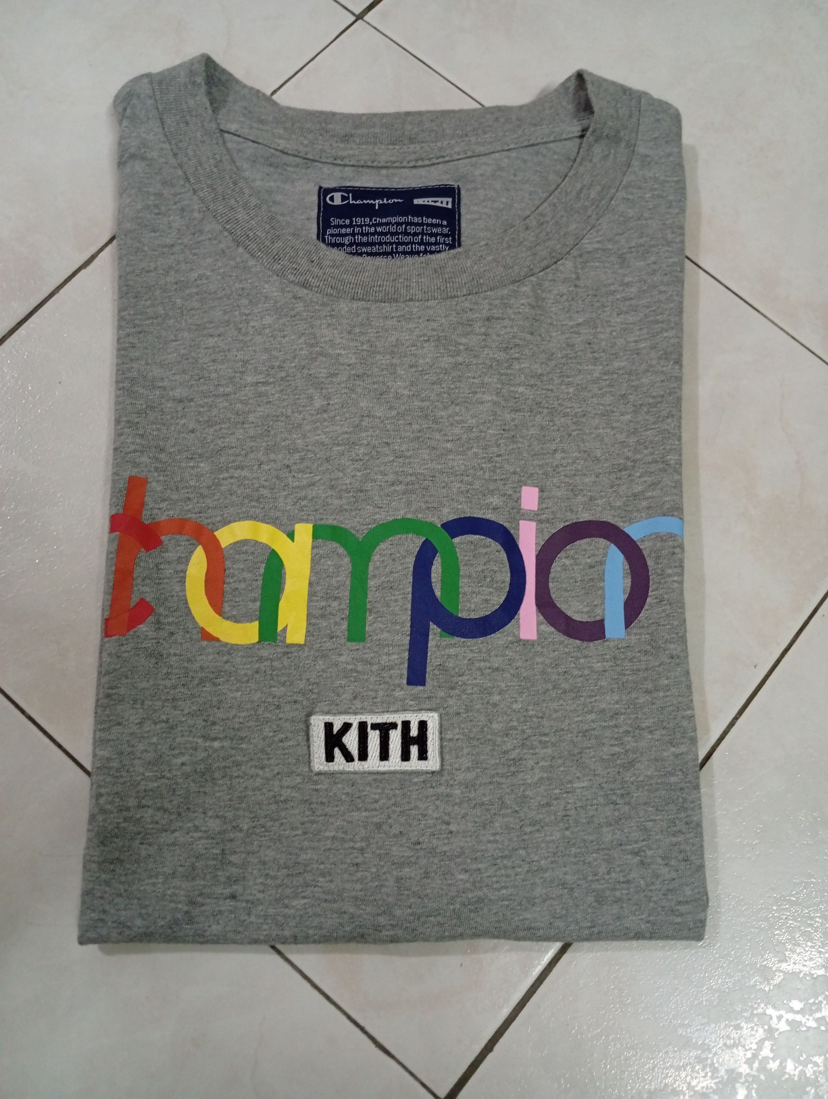 Champion × Kith Champion X Kith Size US L / EU 52-54 / 3 - 10 Thumbnail