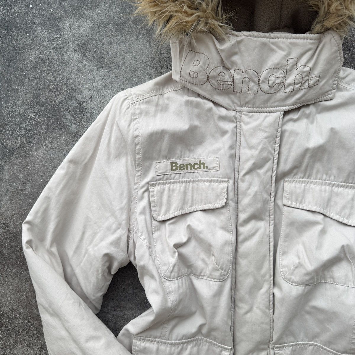 Bench Bench Vintage Y2K Faux Fur Hooded Gorpcore Jacket Size L / US 10 / IT 46 - 5 Thumbnail