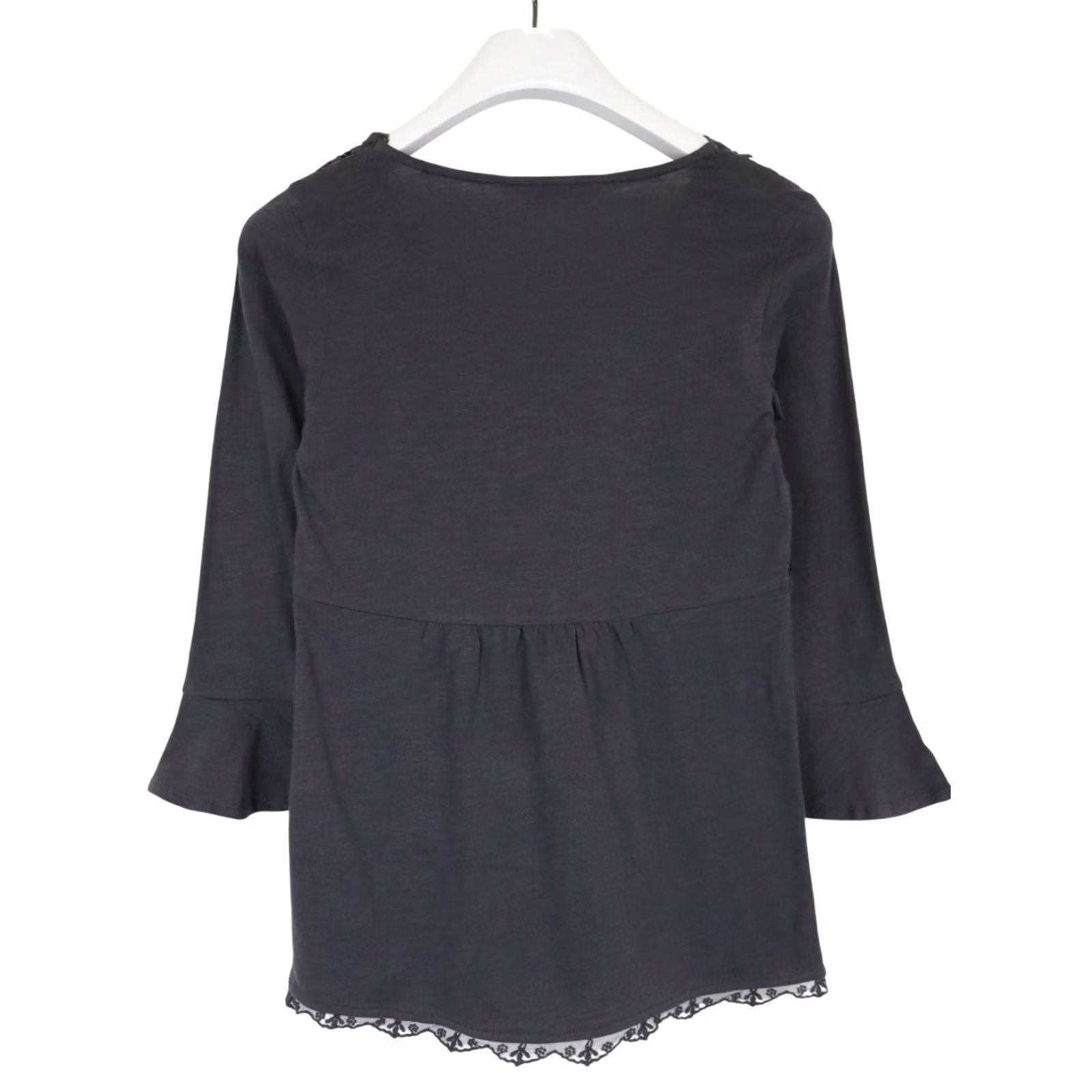 Vintage ODD MOLLY Lace Vibration Blouse Women's XSMALL Asphalt V-Neck 3/4 Sleeves Blouse Womens XS Grey Cotton Pull-On Size XS / US 0-2 / IT 36-38 - 2 Thumbnail