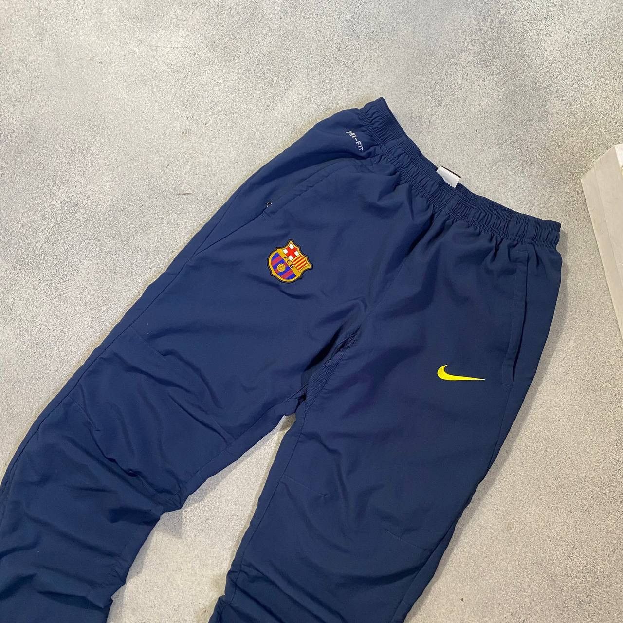 Nike NIKE FC BARCELONA TRACK SOCCER PANTS NAVY DRILL JOGGERS Size US 30 / EU 46 - 3 Thumbnail