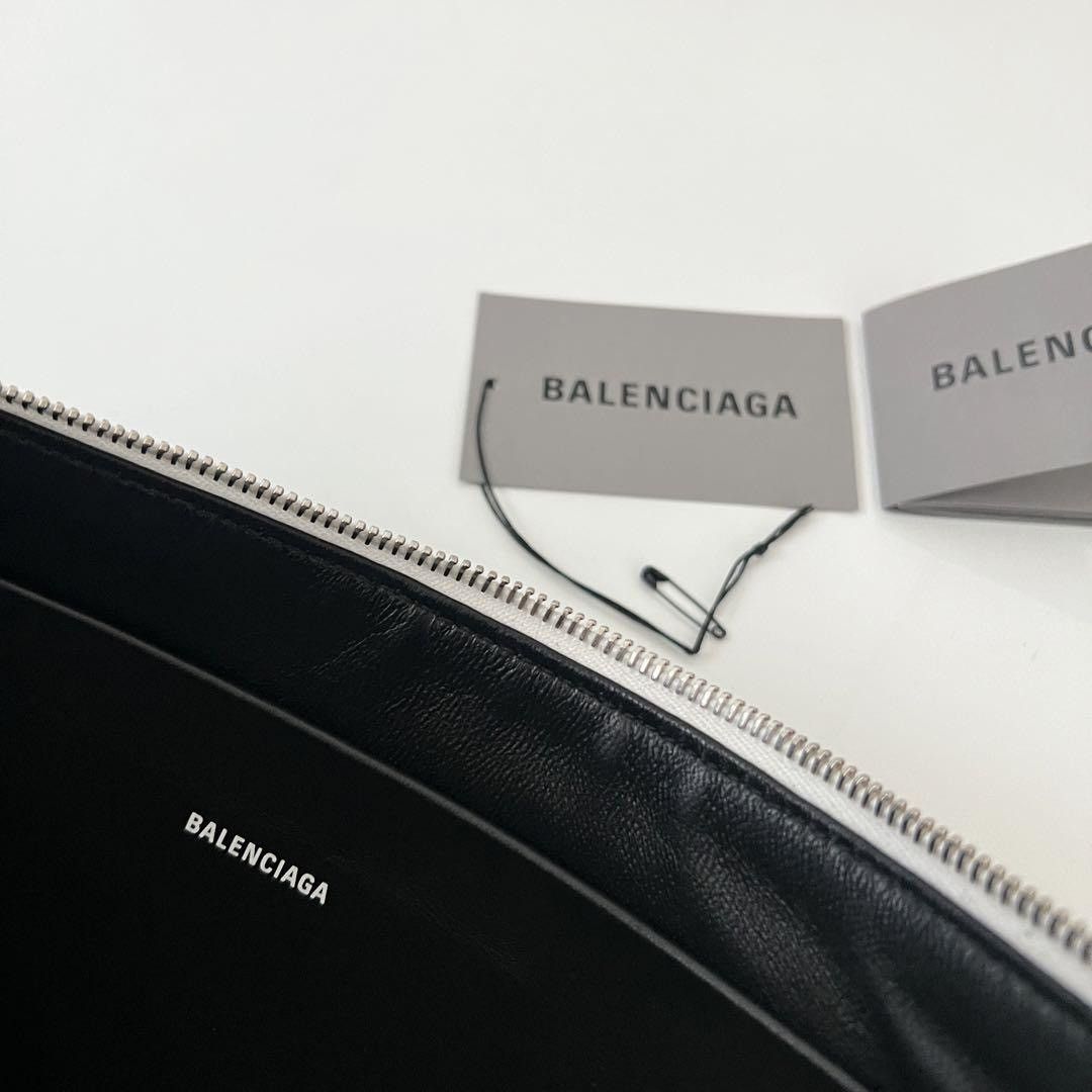 Balenciaga SUPERMARKET MAGAZINE LEATHER CLUTCH BAG Size ONE SIZE - 4 Thumbnail