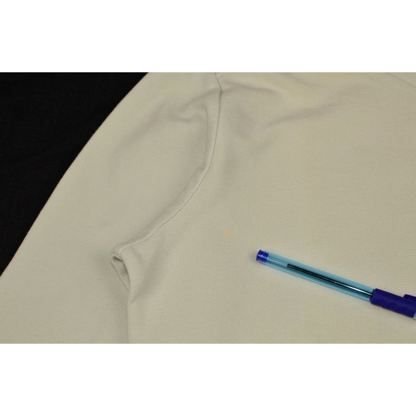 Nike Womens Nike Vintage Center Swoosh V-Neck Sweatshirt M White Nike Sweatshirt Womens Vintage Size M / US 6-8 / IT 42-44 - 4 Thumbnail
