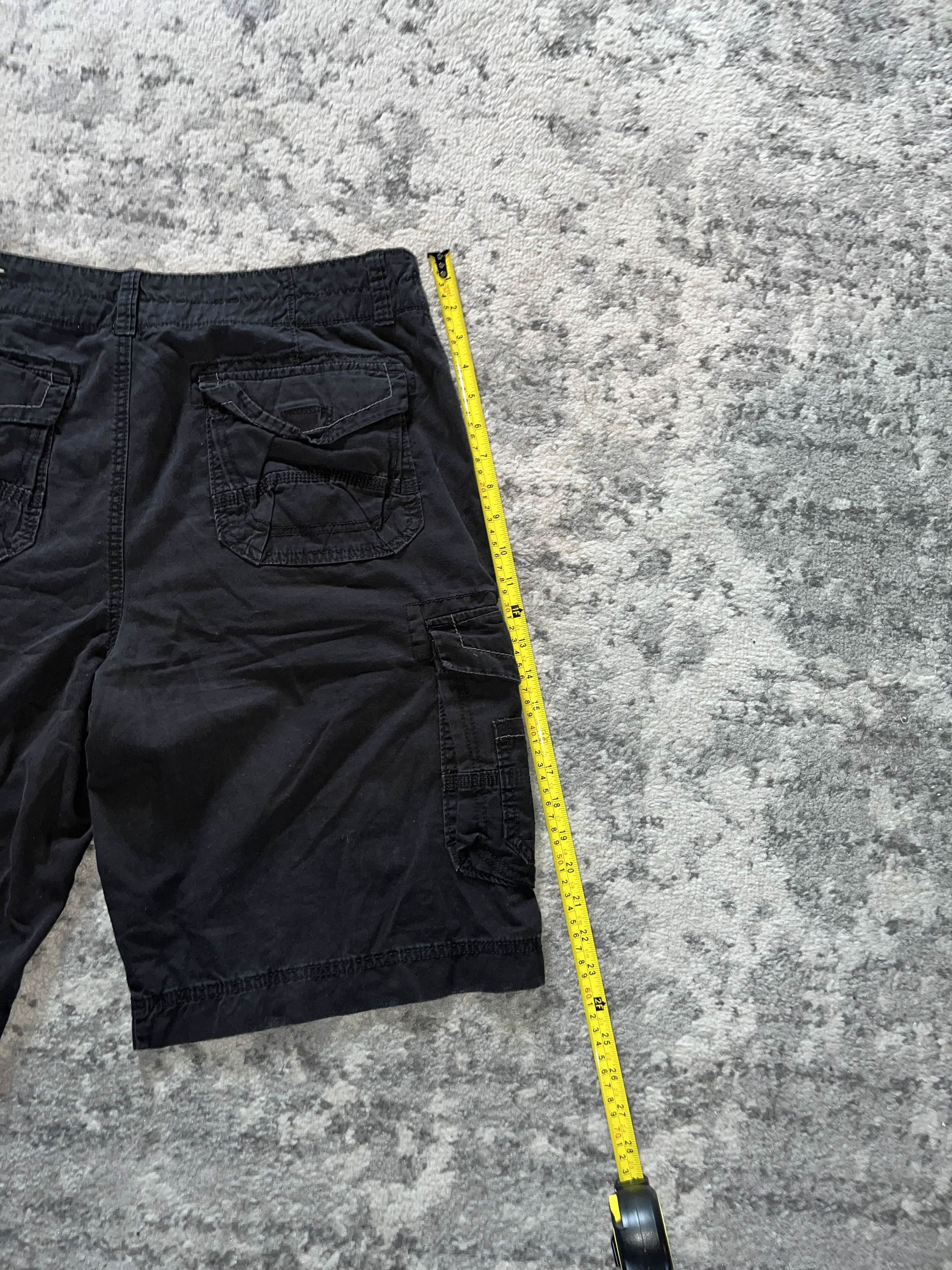 UNIONBAY 2000’s Union Bay Black Cargo Shorts Size US 34 / EU 50 - 6 Thumbnail