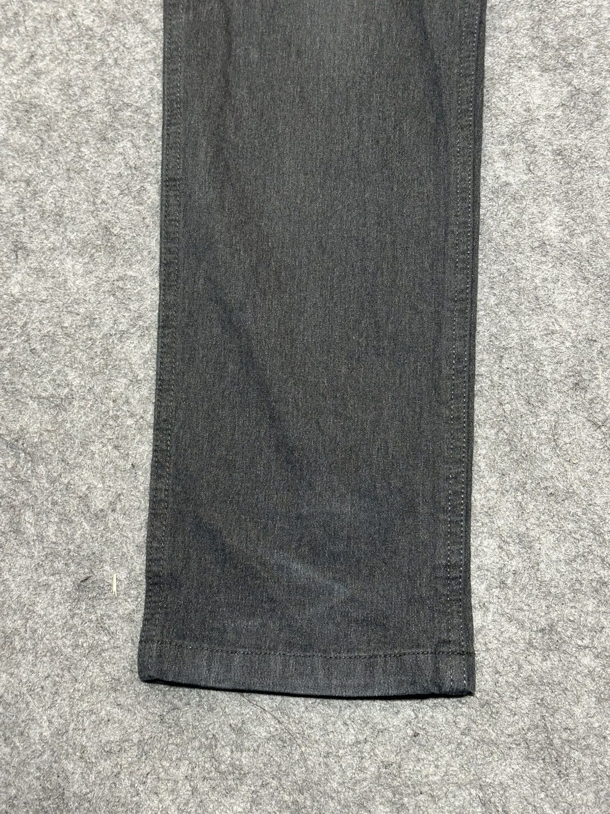 Gramicci Gramicci NN-Pants in a gray gabardine fabric. Size US 30 / EU 46 - 3 Thumbnail