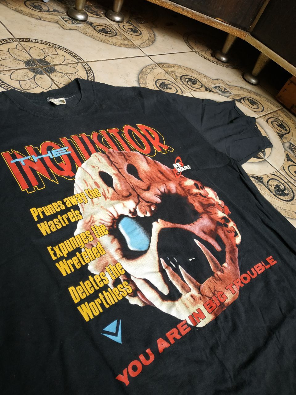 Vintage 1992 Red Dwarf V The Inquisitor Vintage T-Shirt BBC Promo Size US XL / EU 56 / 4 - 7 Thumbnail