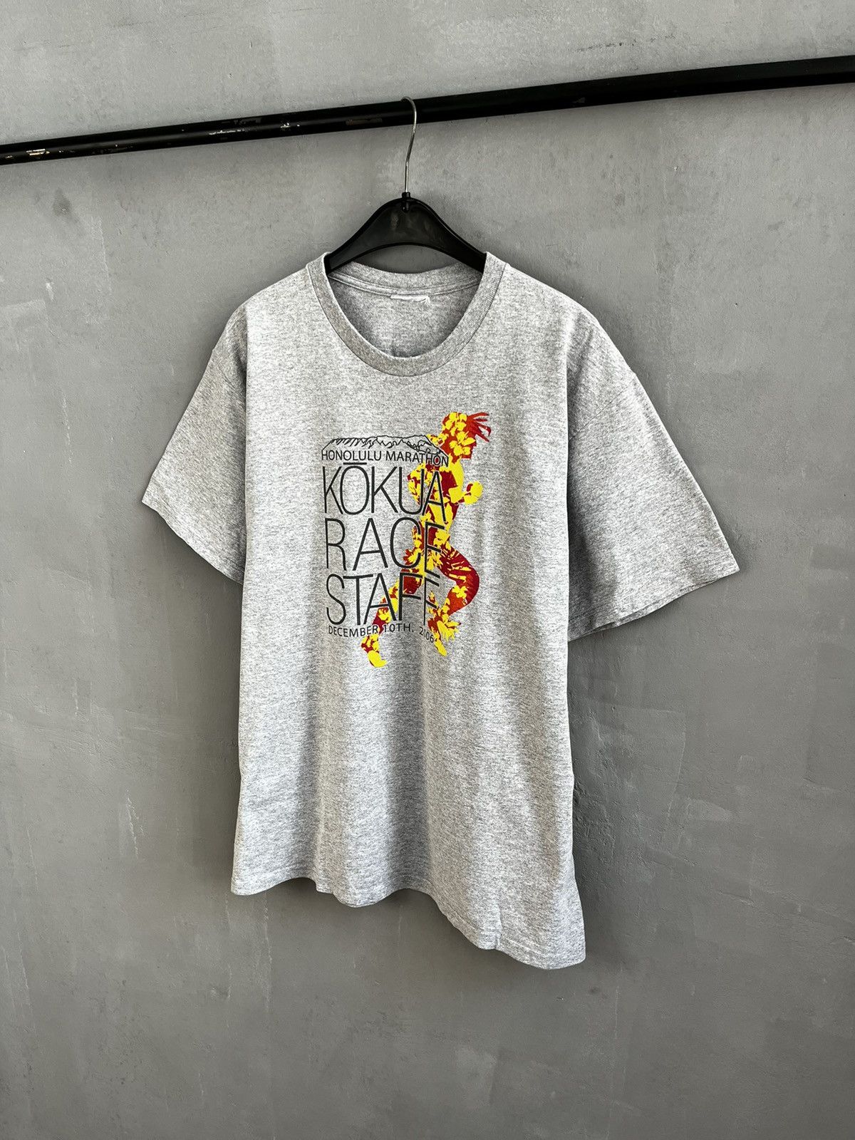 Nike × Vintage Nike marathon Honolulu t shirt vintage Size US L / EU 52-54 / 3 - 8 Thumbnail