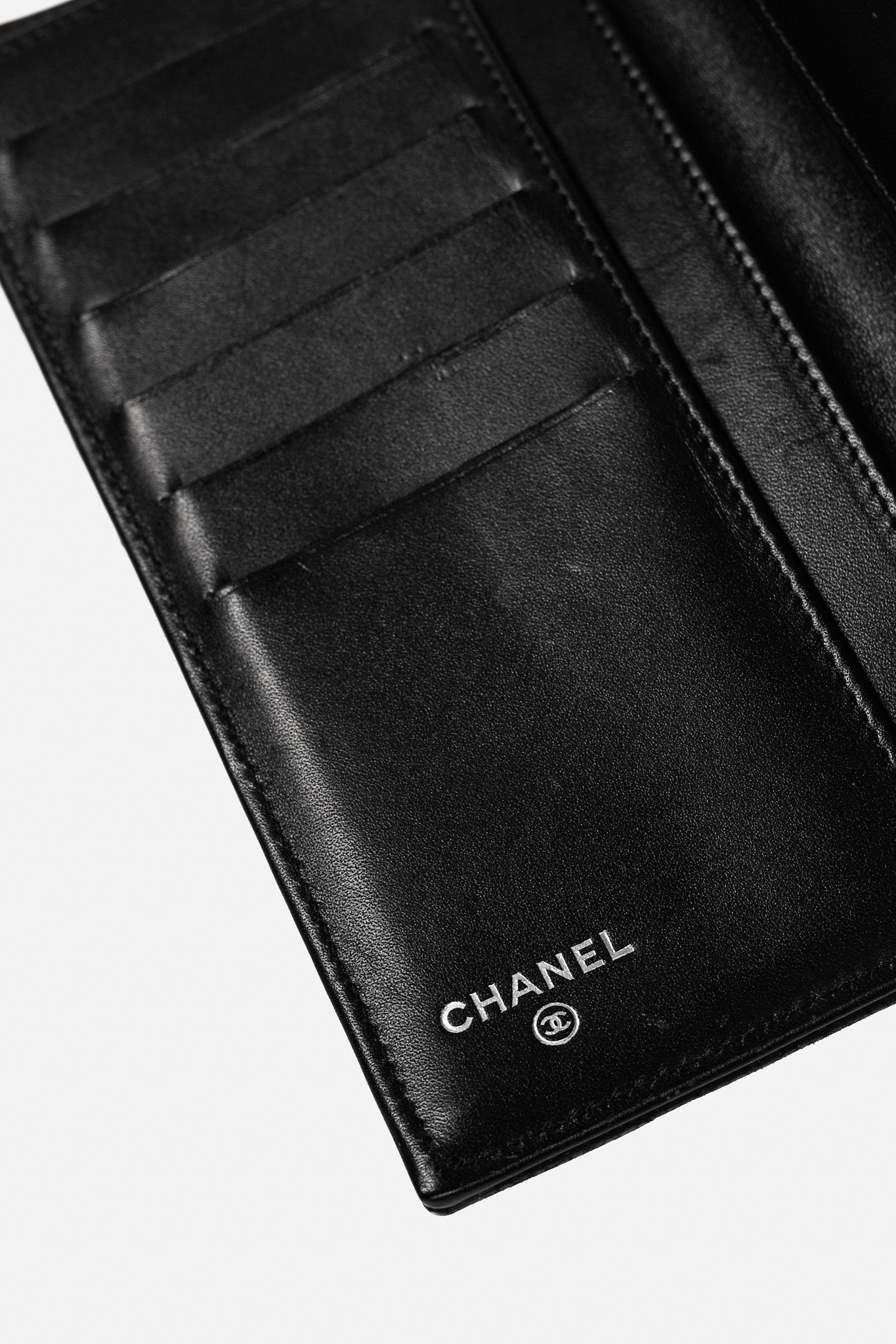 Chanel Chanel 13S Caviar Classic Quilted Flap Portefeuille Wallet Size ONE SIZE - 10 Thumbnail