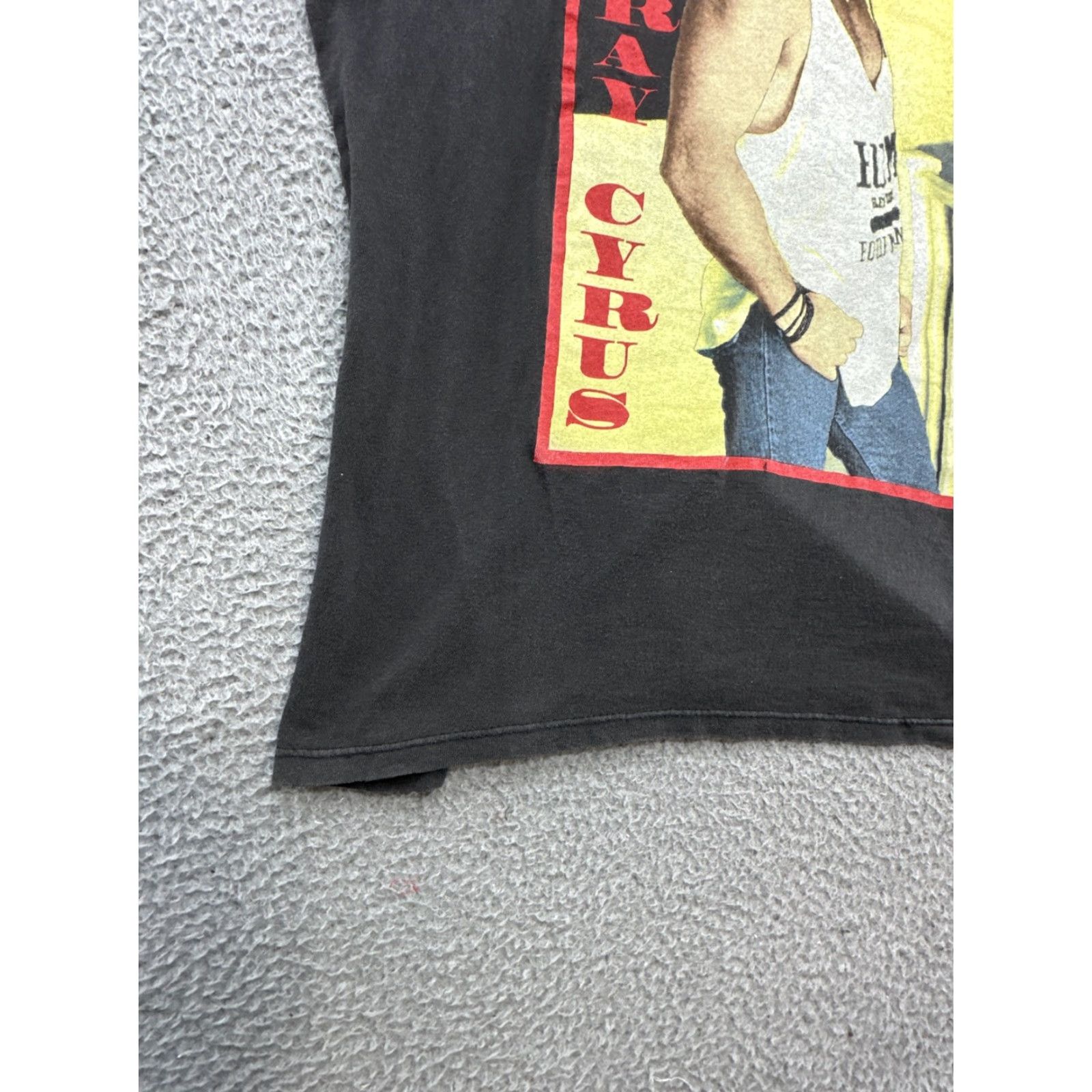 X-LARGE VINTAGE Billy Ray Cyrus I Aint Your Dog No More 90s Tee X Large Shirt Mens XL Black Cotton 90s Shirt Size US XL / EU 56 / 4 - 7 Thumbnail