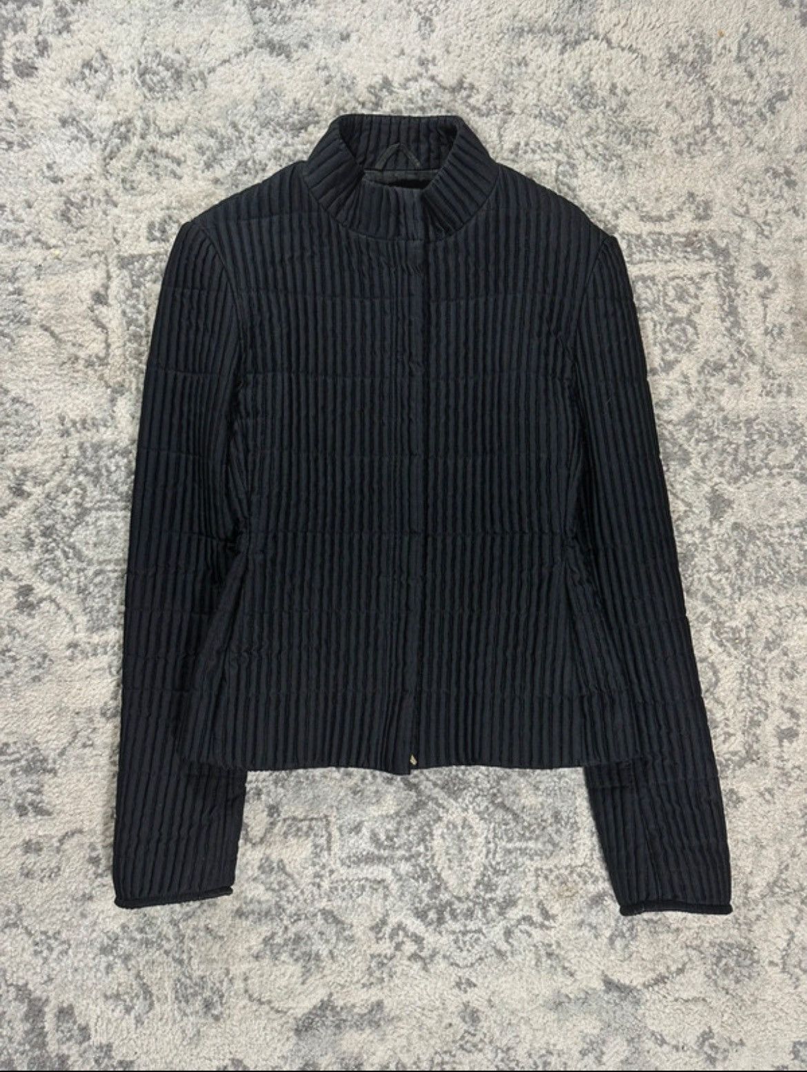 Gucci 2000 Black Quilted Pleated Jacket by Gucci Size S / US 4 / IT 40 - 1 Thumbnail