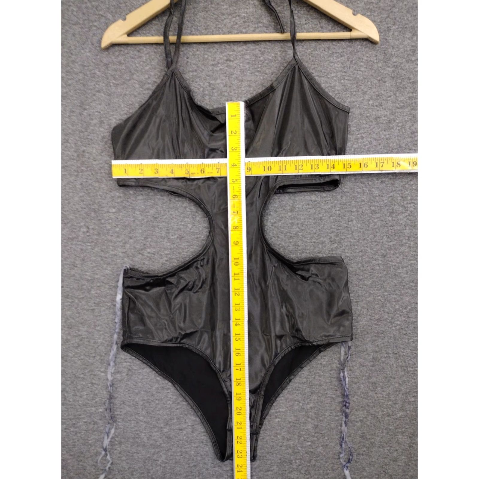 Vintage Codigo Women's One Piece Black Faux Leather Cut Out Sides Swimsuit Size L Size ONE SIZE - 4 Thumbnail