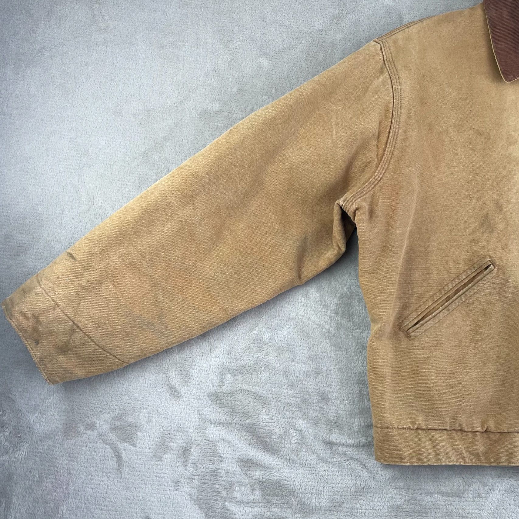 Carhartt VINTAGE Carhartt Detroit Jacket 46 Tan Beige Cotton Canvas Bomber Jacket Mens 90s Outdoor USA Bedouin? Size US S / EU 44-46 / 1 - 3 Thumbnail