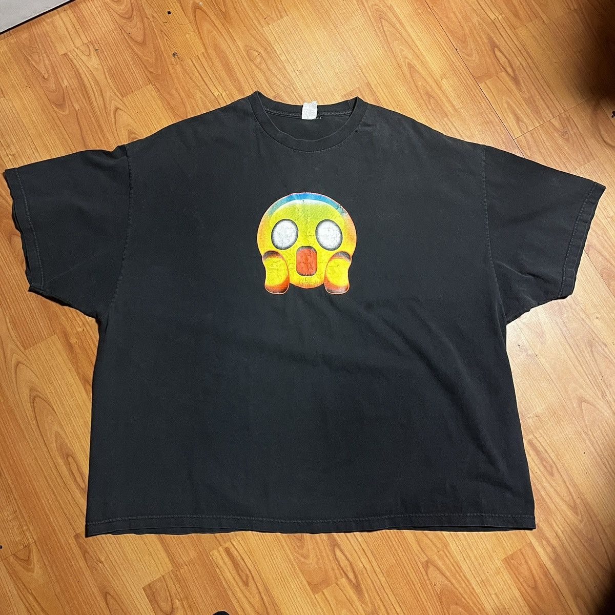 Other Vintage Black Shocked Emoji Face T-Shirt Size 3XL Size US XXL / EU 58 / 5 - 1 Thumbnail