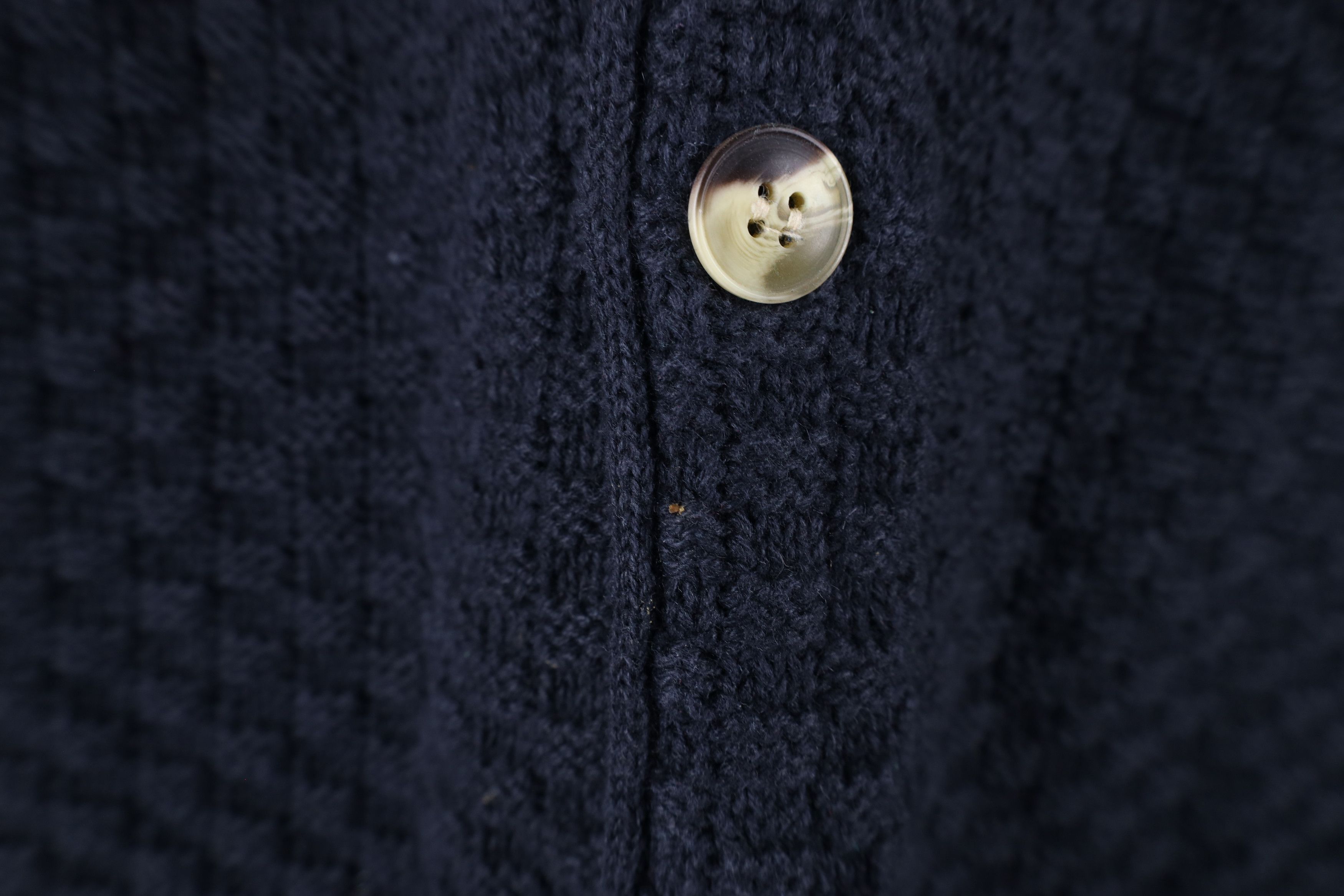 Vintage Vintage 90s Streetwear Cross Weave Knit Sweater Vest Blue Size US L / EU 52-54 / 3 - 4 Thumbnail