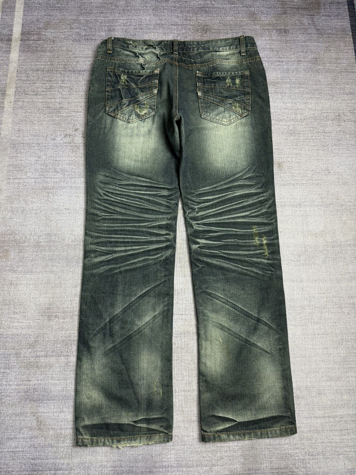 Tornado Mart DDONG SSAN TORNADO STYLE DENIM BUKAN PANTS Size US 35 - 3 Thumbnail