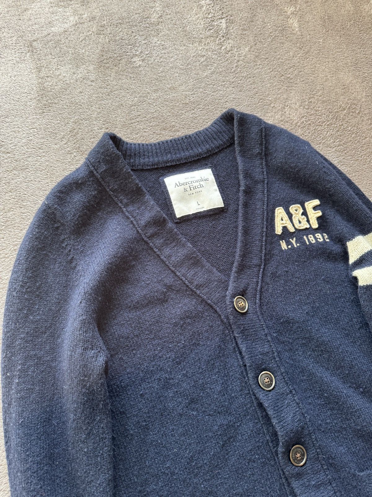 Abercrombie & Fitch Knitted Cardigan Jacket Big Patch Logo Y2K Japan lgb goa cdg Size US L / EU 52-54 / 3 - 3 Thumbnail