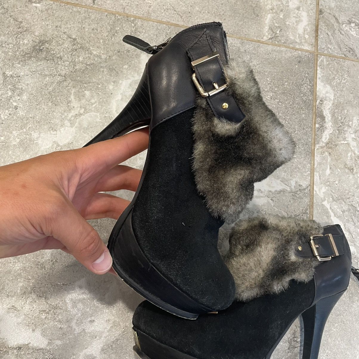 Fendi 37 Fendi Heels vintage FF faux fur Patent Peep shoe Platform Size US 7 / IT 37 - 4 Thumbnail