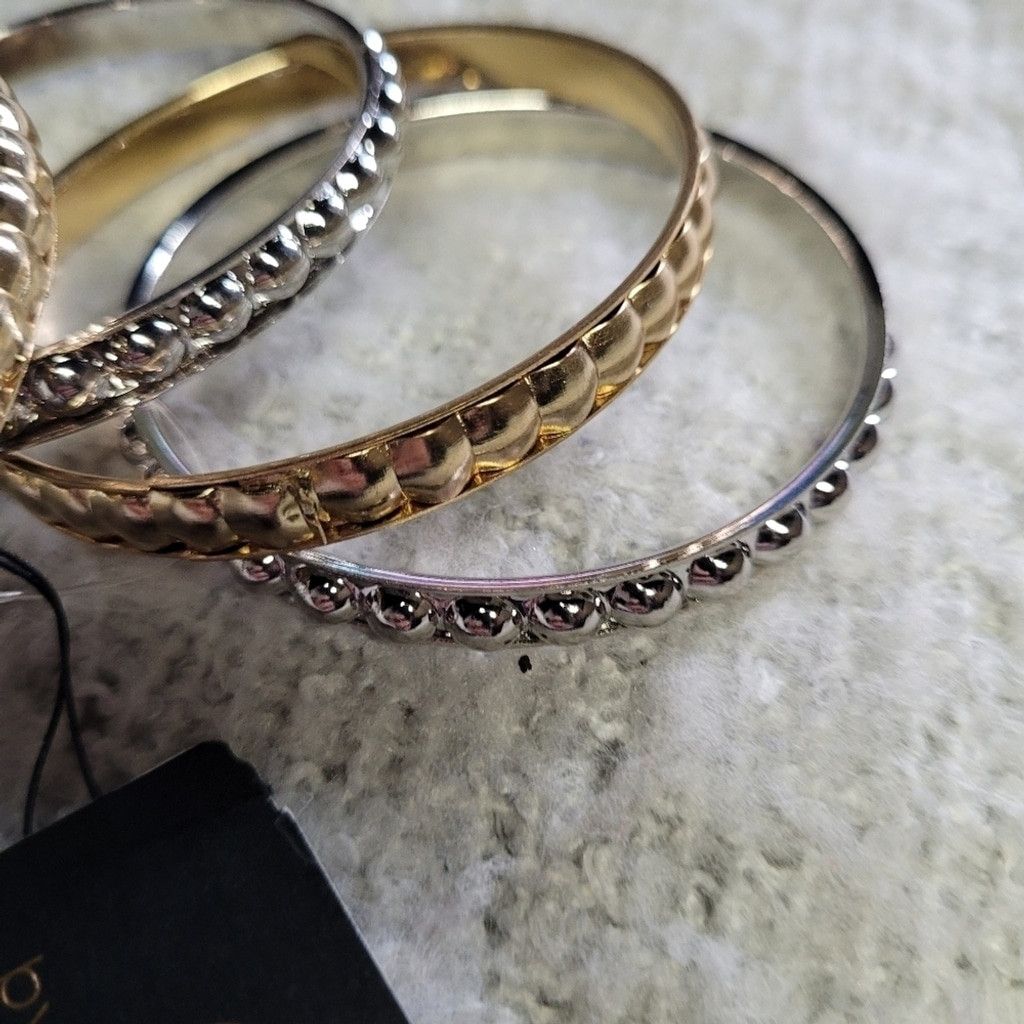 Other Bangle Bracelet by Gennaro, costume jewelry, NWT Size ONE SIZE - 4 Thumbnail