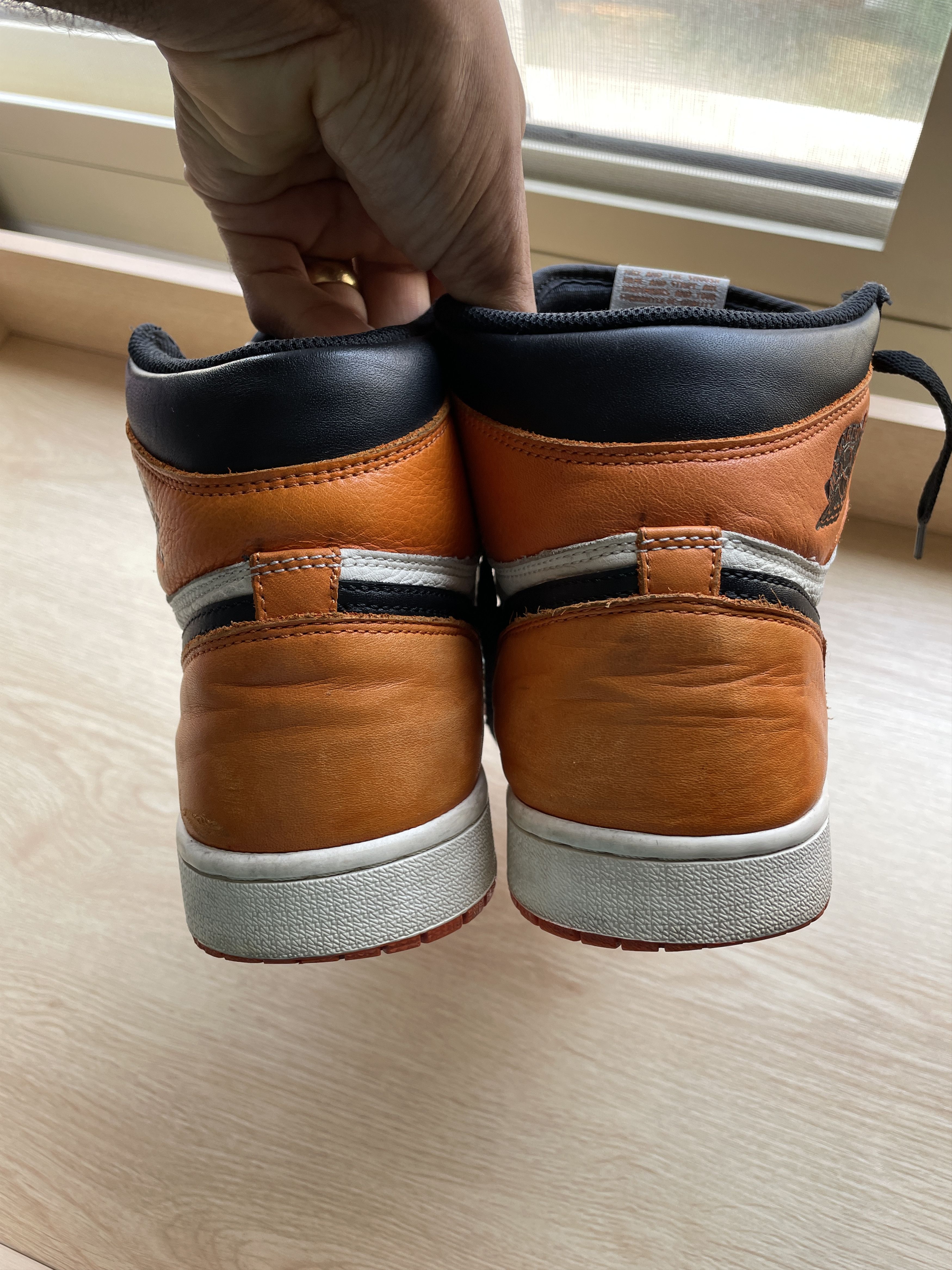 Jordan Brand Air Jordan 1 Retro High OG “Shattered Backboard” 2015 Size US 11 / EU 44 - 6 Thumbnail