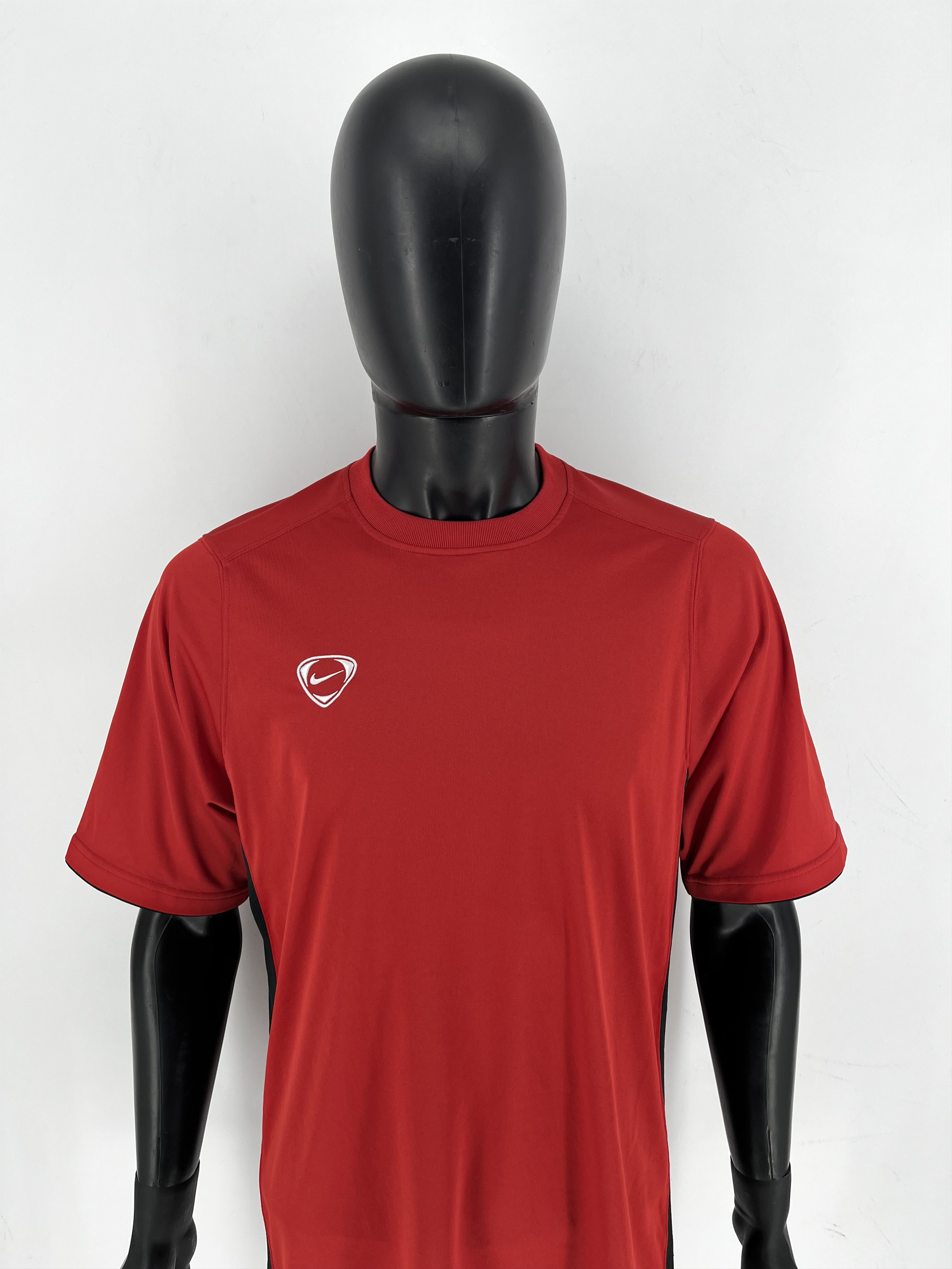 Nike Nike Red Mens Retro Swoosh Football Training Shirt L Size US L / EU 52-54 / 3 - 6 Thumbnail
