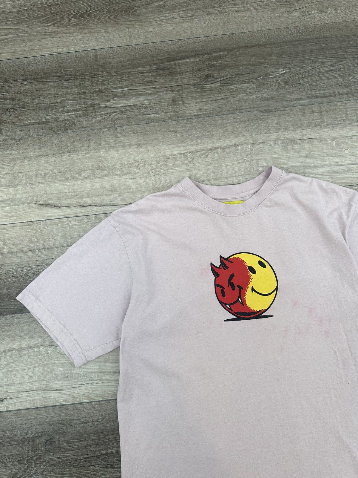 Market Market Devil / Smiley Face Flames Tee Sz. Large CTM Size US L / EU 52-54 / 3 - 7 Thumbnail