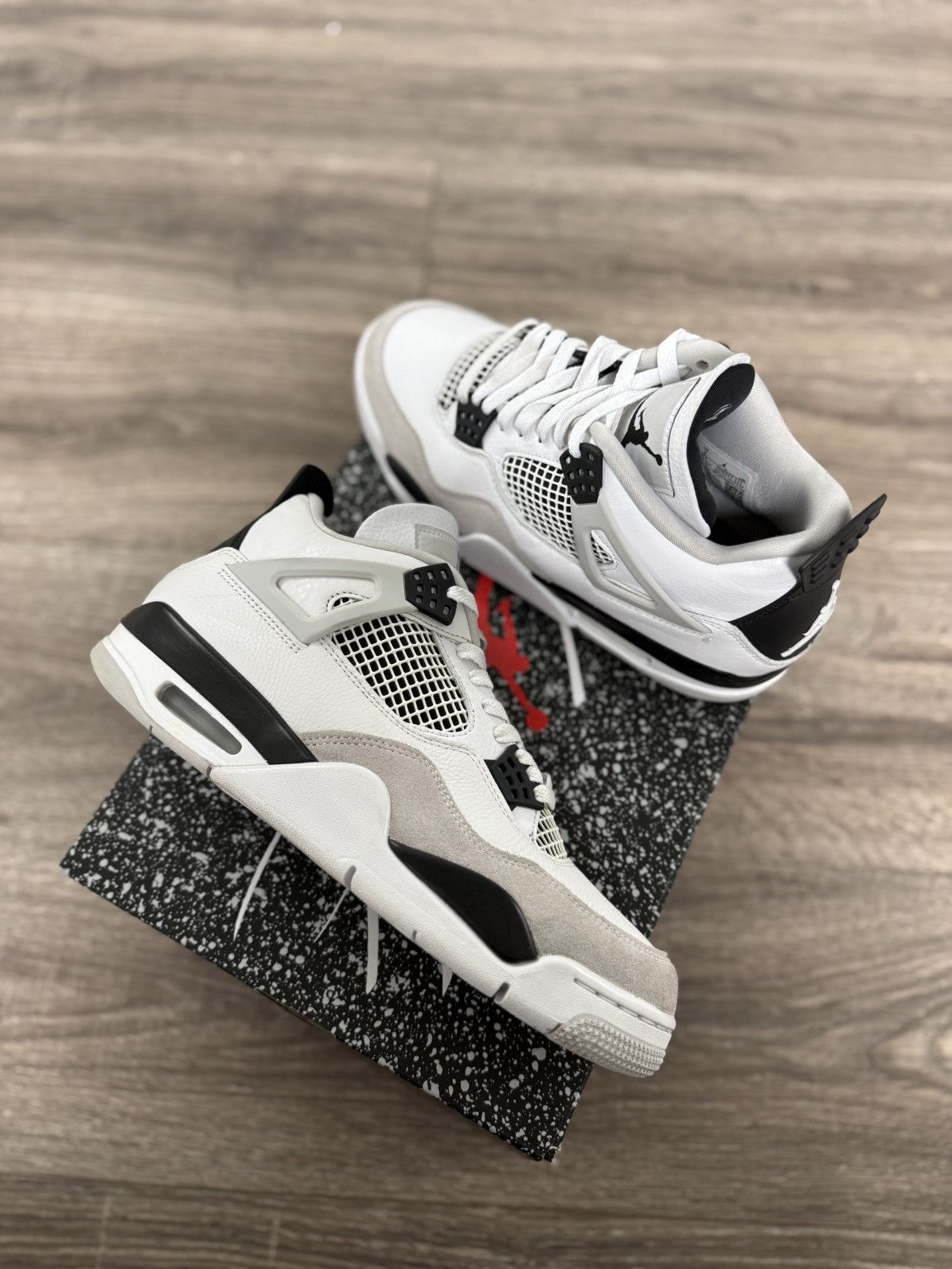 Jordan Brand Jordan 4 Military Black Size 9.5 Size US 9.5 / EU 42-43 - 1 Thumbnail