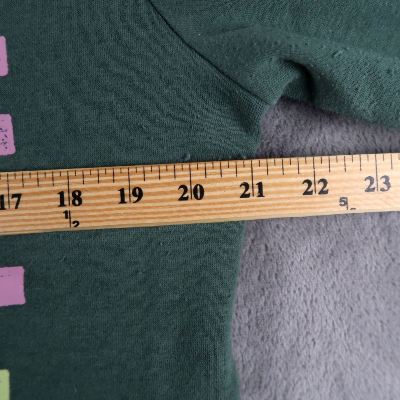 Vintage Blink-182 Sweatshirt Mens XL Green Crewneck Graphic Pullover Punk Rock Band Y2K Crew Neck All Seasons Logo Vintage N/A Size US XL / EU 56 / 4 - 5 Thumbnail
