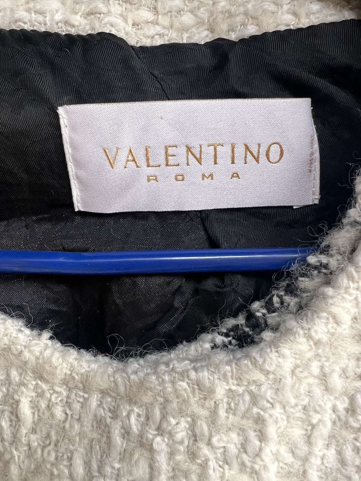 Valentino VALENTINO GARAVANI Wool Tweed Boucle Short Blazer Jacket Size S / US 4 / IT 40 - 3 Thumbnail