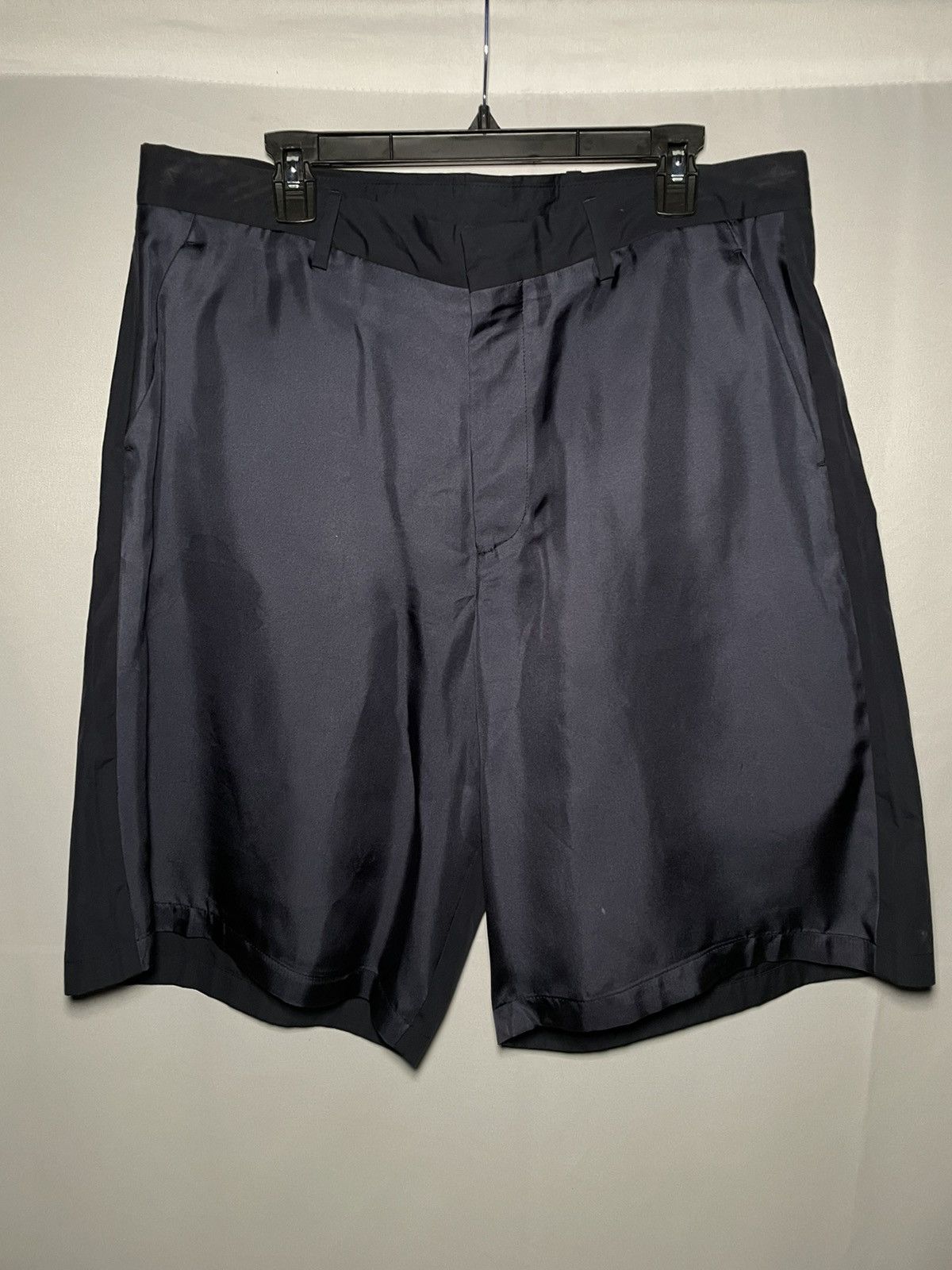 Prada Prada 2022 Silk Triangle Patch Shorts Size US 36 / EU 52 - 1 Thumbnail