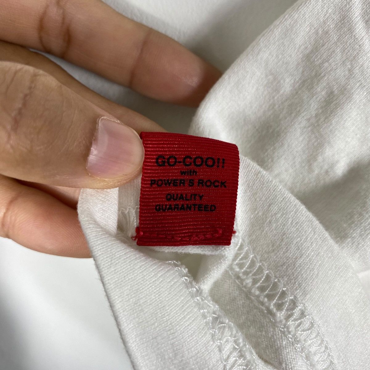 Japanese Brand Japanese Oriental GO-COOL Embroidery Sakura & Gold Fish Tee Size US L / EU 52-54 / 3 - 6 Thumbnail