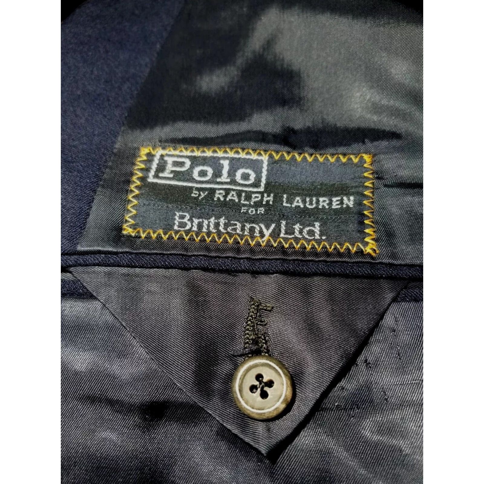 VINTAGE Polo Ralph Lauren Blazer Jacket Polo Ralph Lauren Navy Blue Wool Flannel 2-Button Single-Breasted Notch Lapel Double-Vented 38R Mens Adults