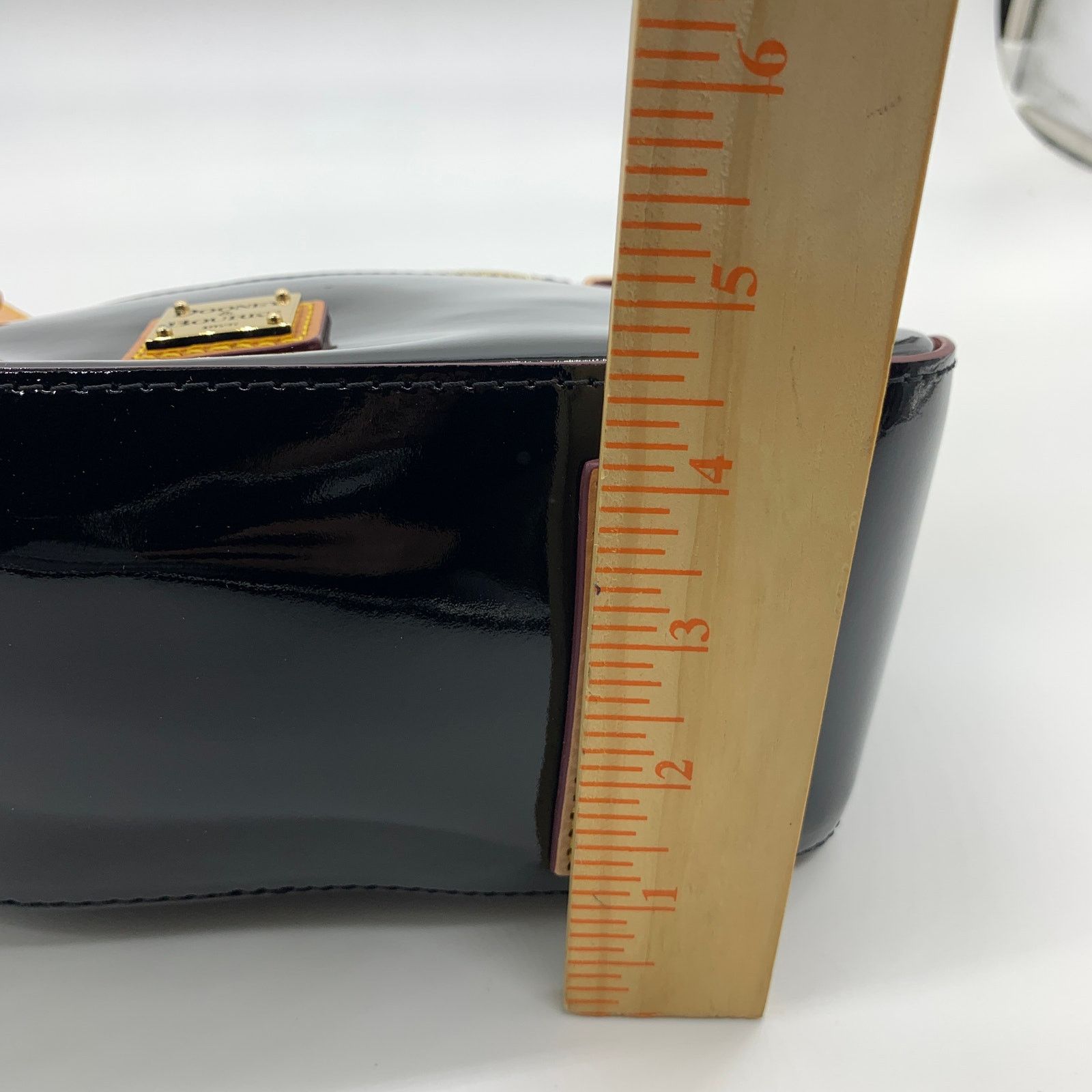 Dooney & Bourke Dooney & Bourke Black Patent Leather Small Hobo Purse Size ONE SIZE - 7 Thumbnail