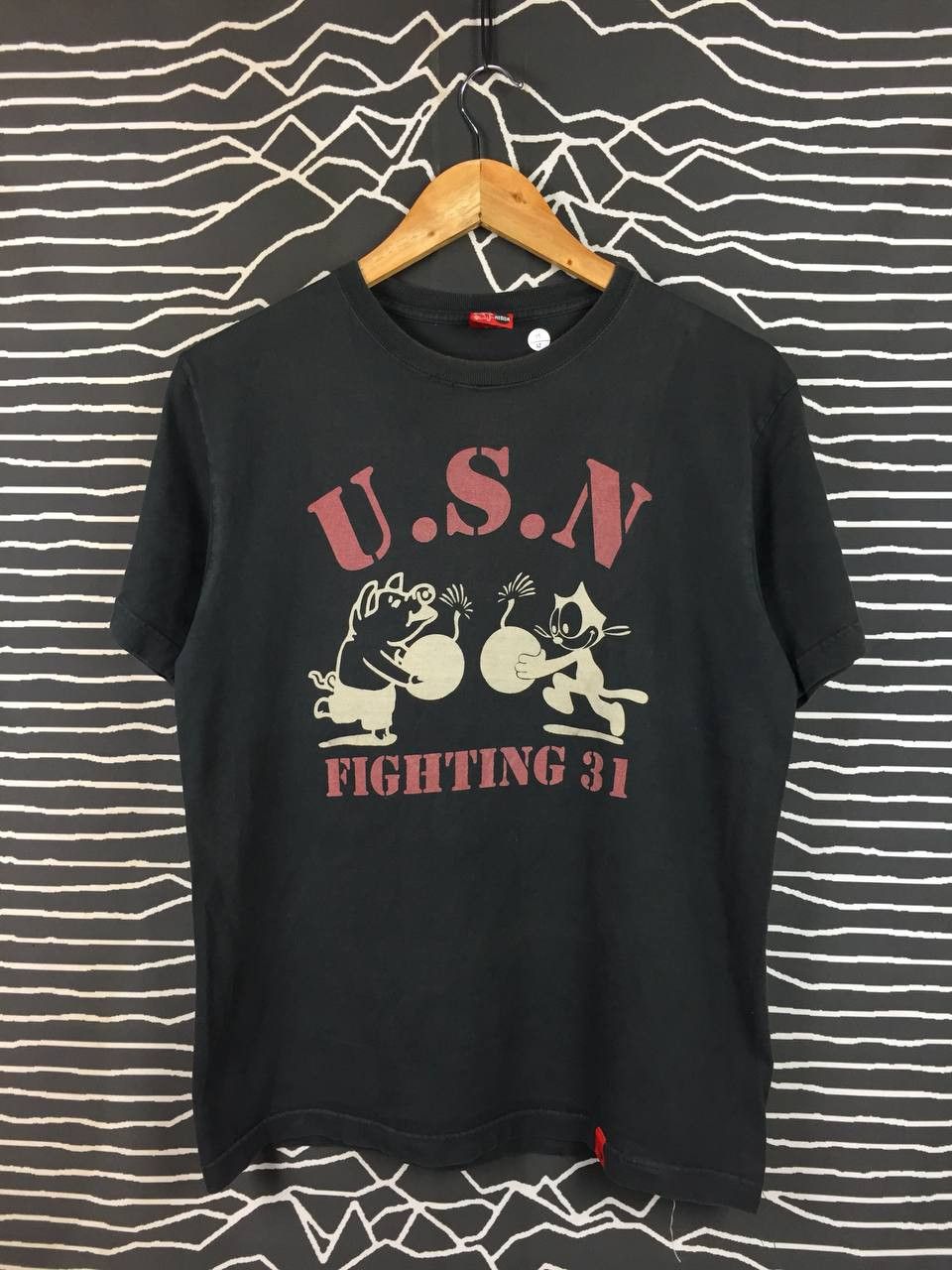Studio D'Artisan Studio D’Artisan X Felix the Cat USN Fighting 31 Graphic Tee Size US M / EU 48-50 / 2 - 1 Thumbnail