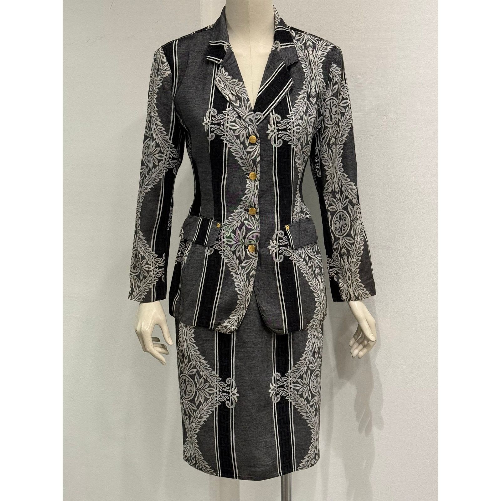Jean Paul Gaultier 2000s Jean Paul Gaultier paisley set blazer skirt Size 30" / US 8 / IT 44 - 2 Thumbnail