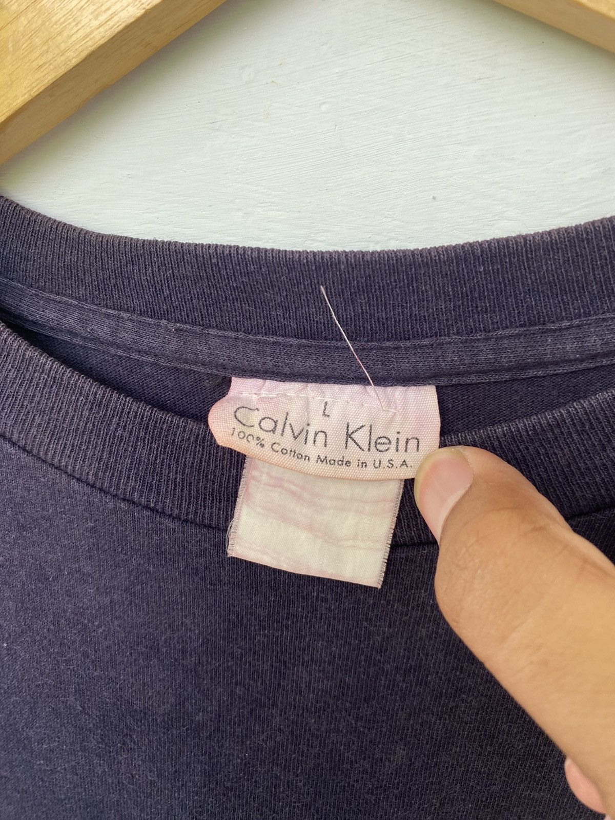 Calvin Klein × Vintage Vintage Rare 90s Calvin Klein Machine Wash Warm Tee Size US L / EU 52-54 / 3 - 4 Thumbnail