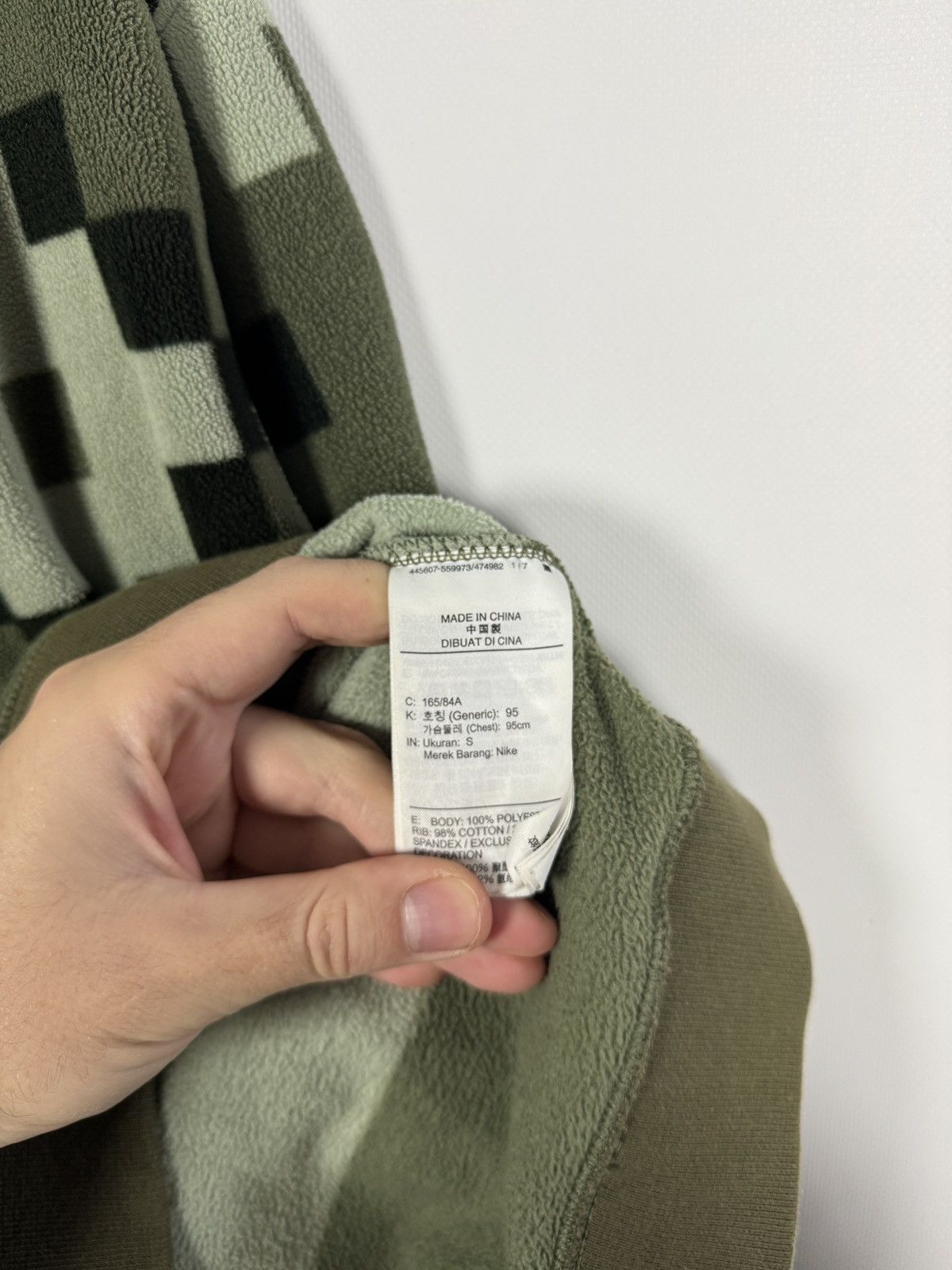 Nike Nike SB Pixel Camo Fleece Sweatshirt Green Pullover Size S Size US S / EU 44-46 / 1 - 9 Thumbnail
