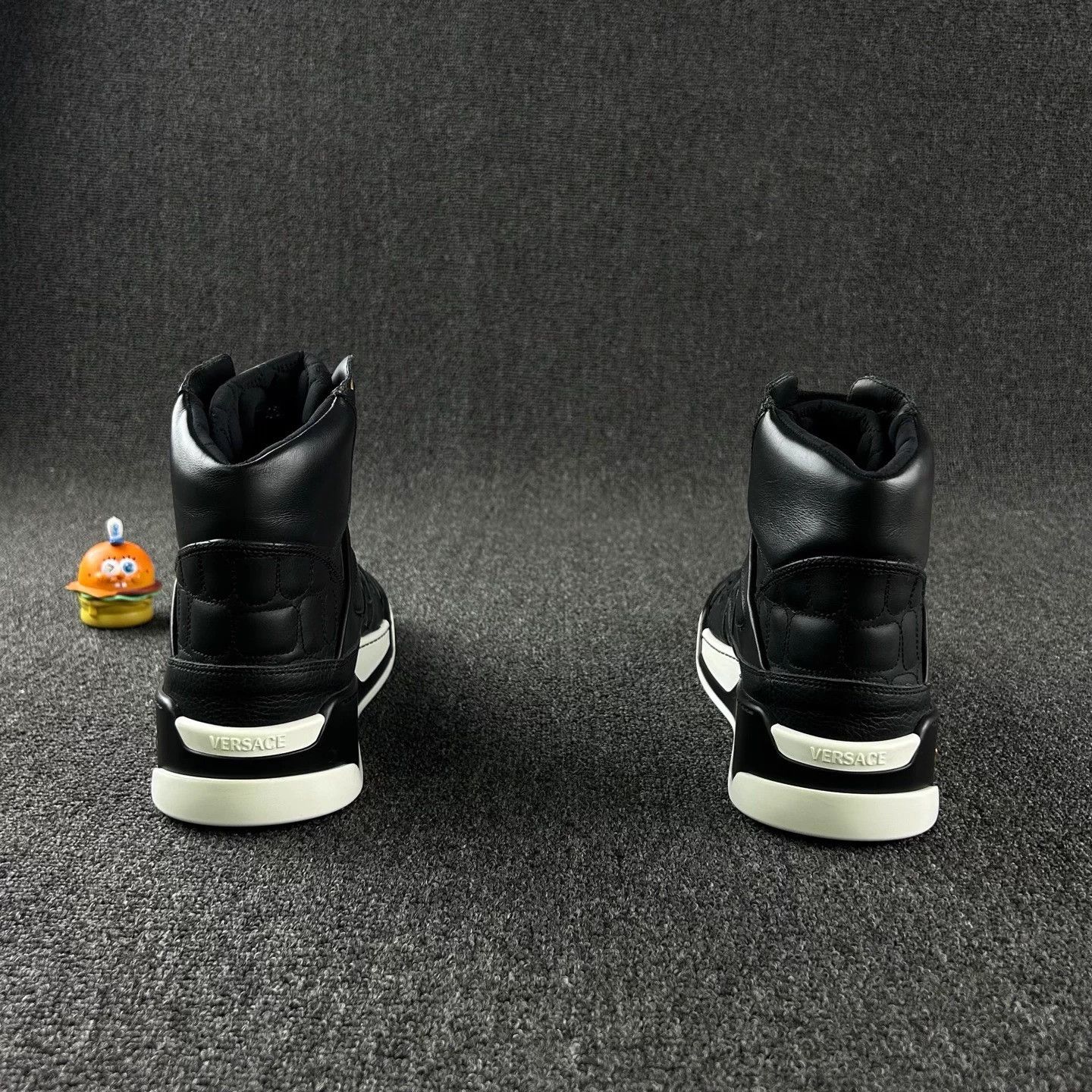 Versace Versace black high-top casual sneakers men's 43 Size US 10 / EU 43 - 5 Thumbnail