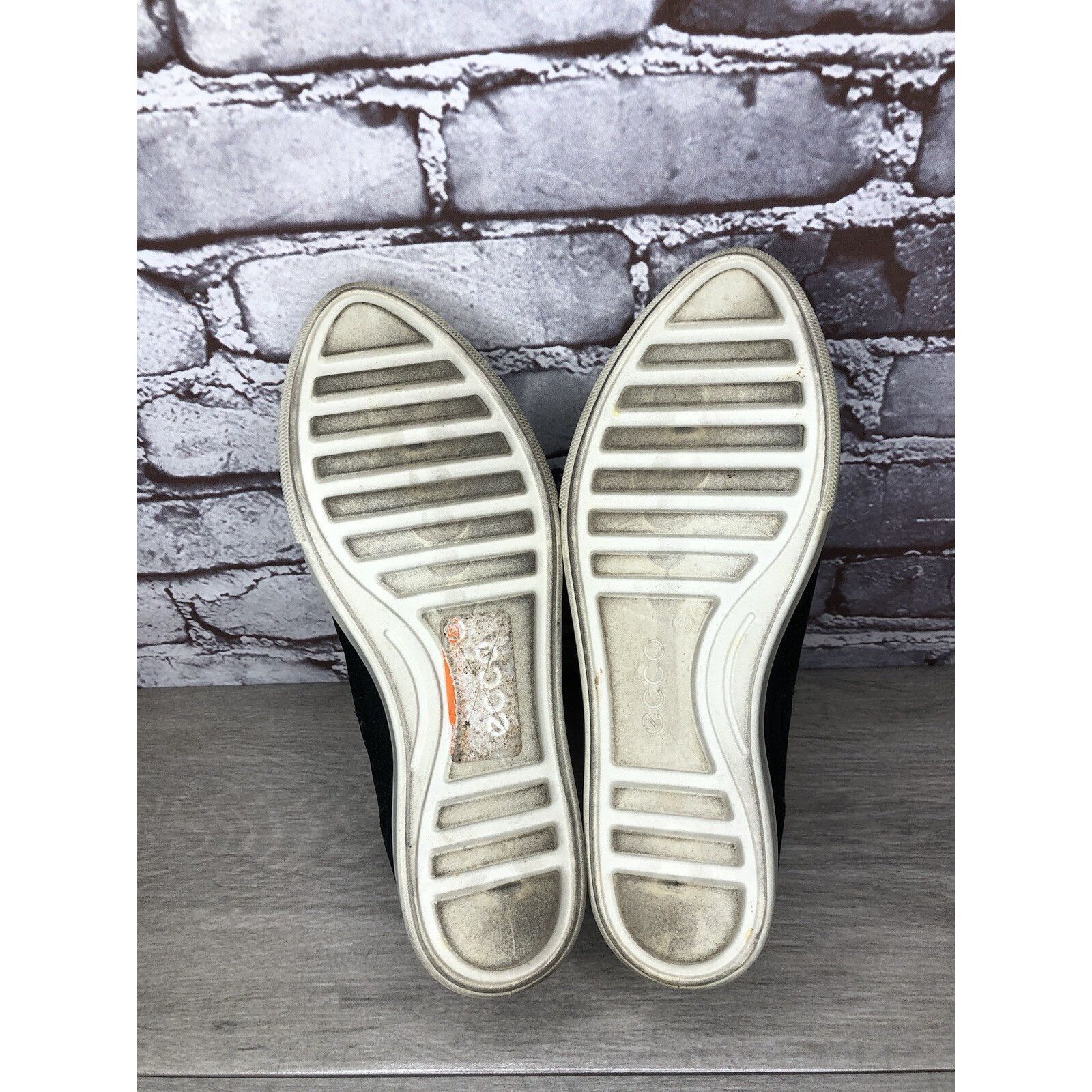 Ecco Ecco Danish Design Black Leather Slip On Casual Sneakers Sho Size US 7.5 / IT 37.5 - 8 Thumbnail