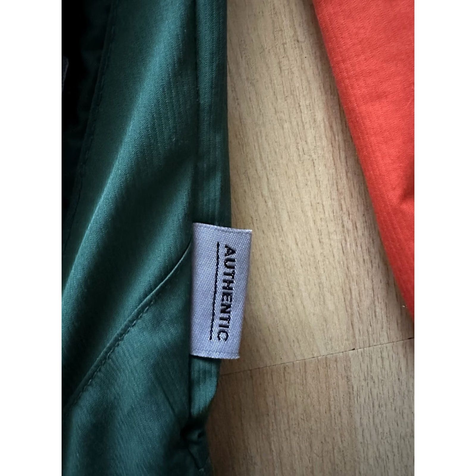 Nike VINTAGE Nike Windbreaker Jacket Mens M Full Zip Green Embroidered Logo Retro College Sports Size US M / EU 48-50 / 2 - 6 Thumbnail