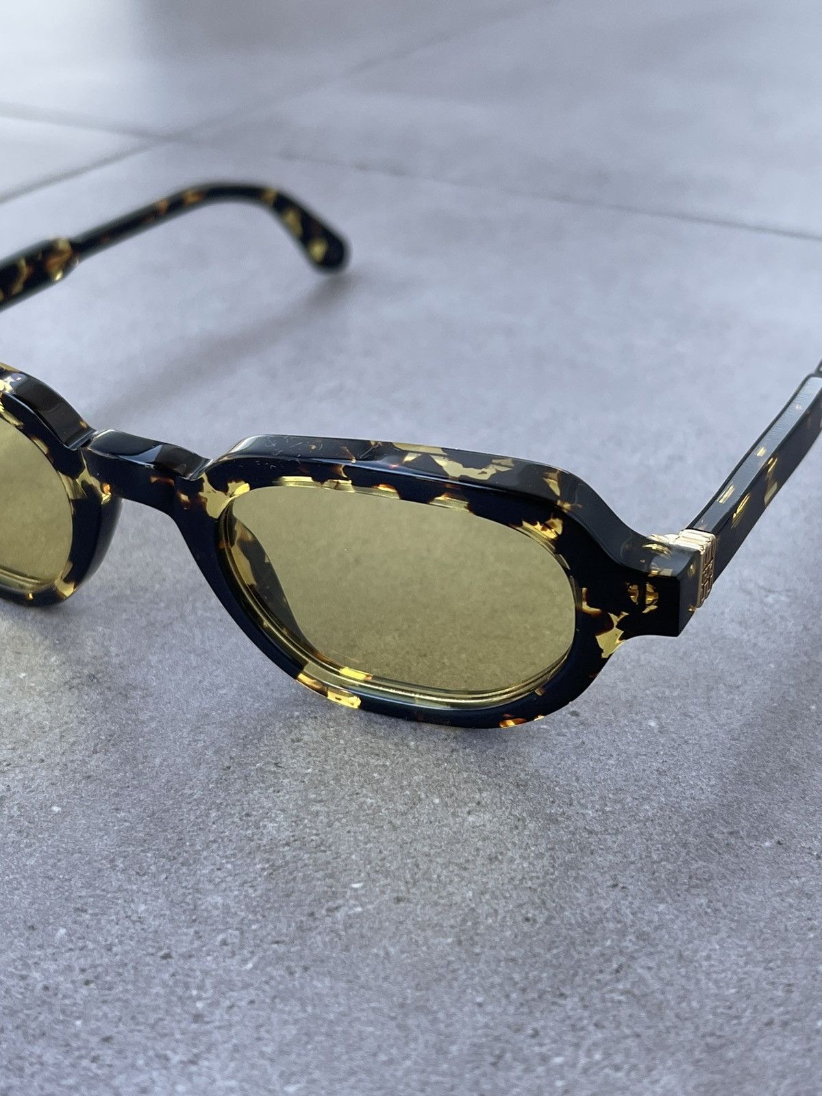 Han Kjobenhavn !DS! Han Kjobenhavn Banks Yellow Tortoise Sunglasses Size ONE SIZE - 7 Thumbnail