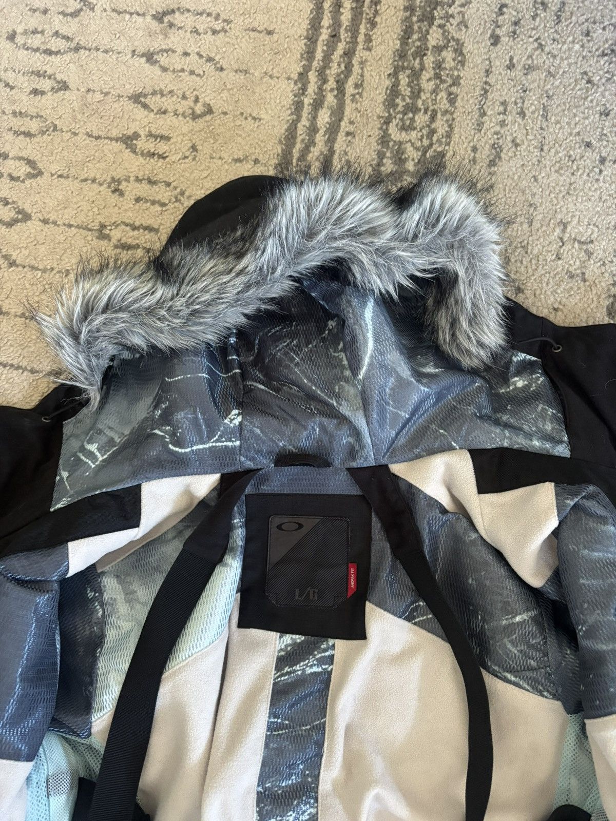 Oakley Oakley 2011 MFR snow jacket- new with tags Size L / US 10 / IT 46 - 8 Thumbnail