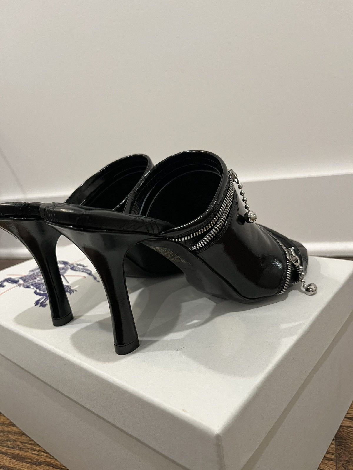 Burberry Burberry Leather Peep Sandals Size US 7 / IT 37 - 22 Thumbnail