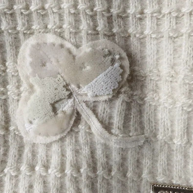 Chanel Chanel Beige three-dimensional relief flower knitted sweat Size XS / US 0-2 / IT 36-38 - 4 Thumbnail