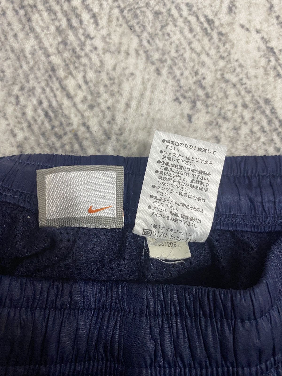 Nike Vintage Nike Logo Tape Track Pants Navy Size US 32 / EU 48 - 9 Thumbnail