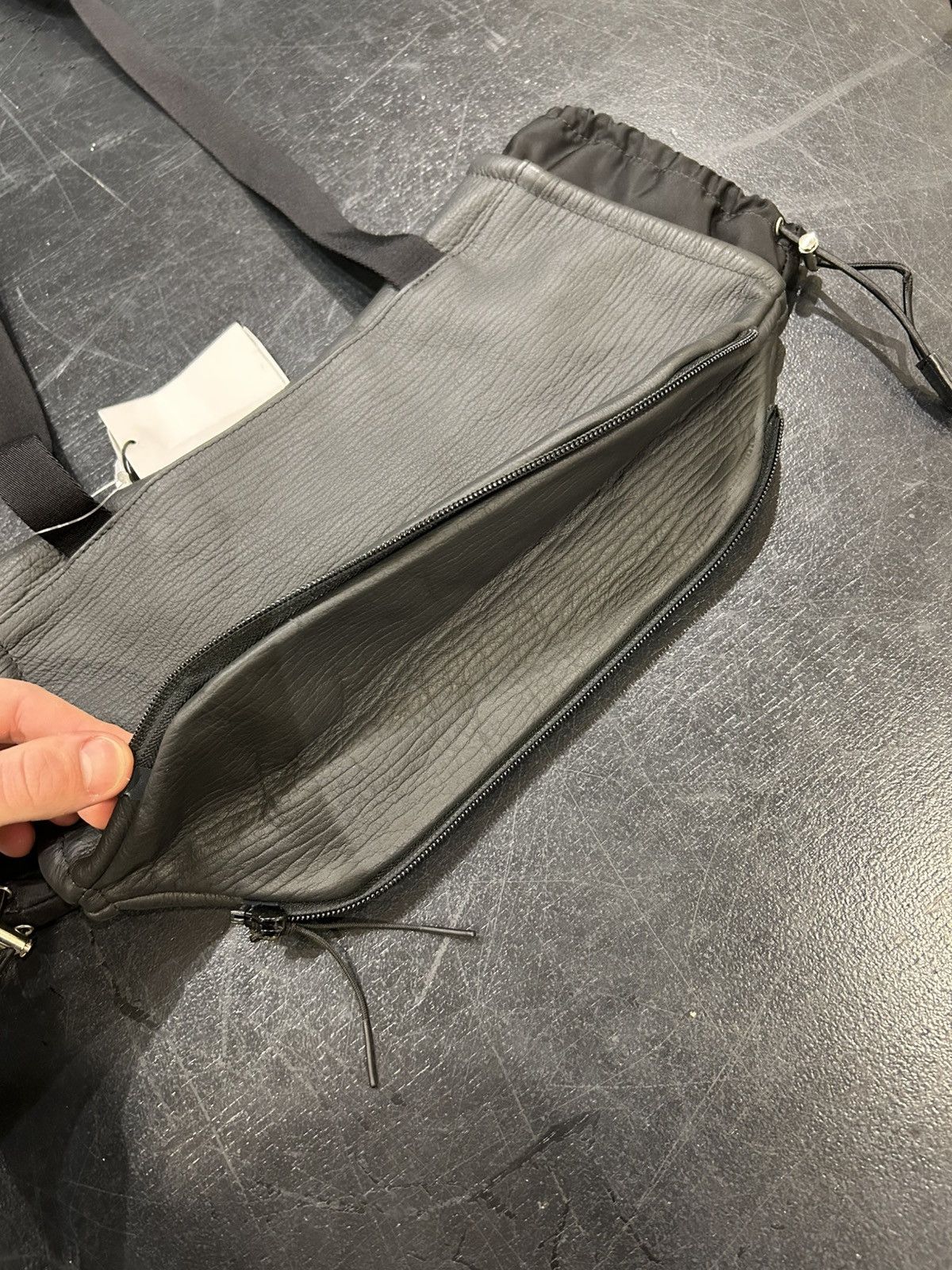 1017 ALYX 9SM 1017 Alyx 9SM Hand Warmer Bag Size ONE SIZE - 7 Thumbnail