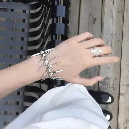 Jewelry × Vintage New Bracelet Thorny Spine Punk Size ONE SIZE - 3 Thumbnail