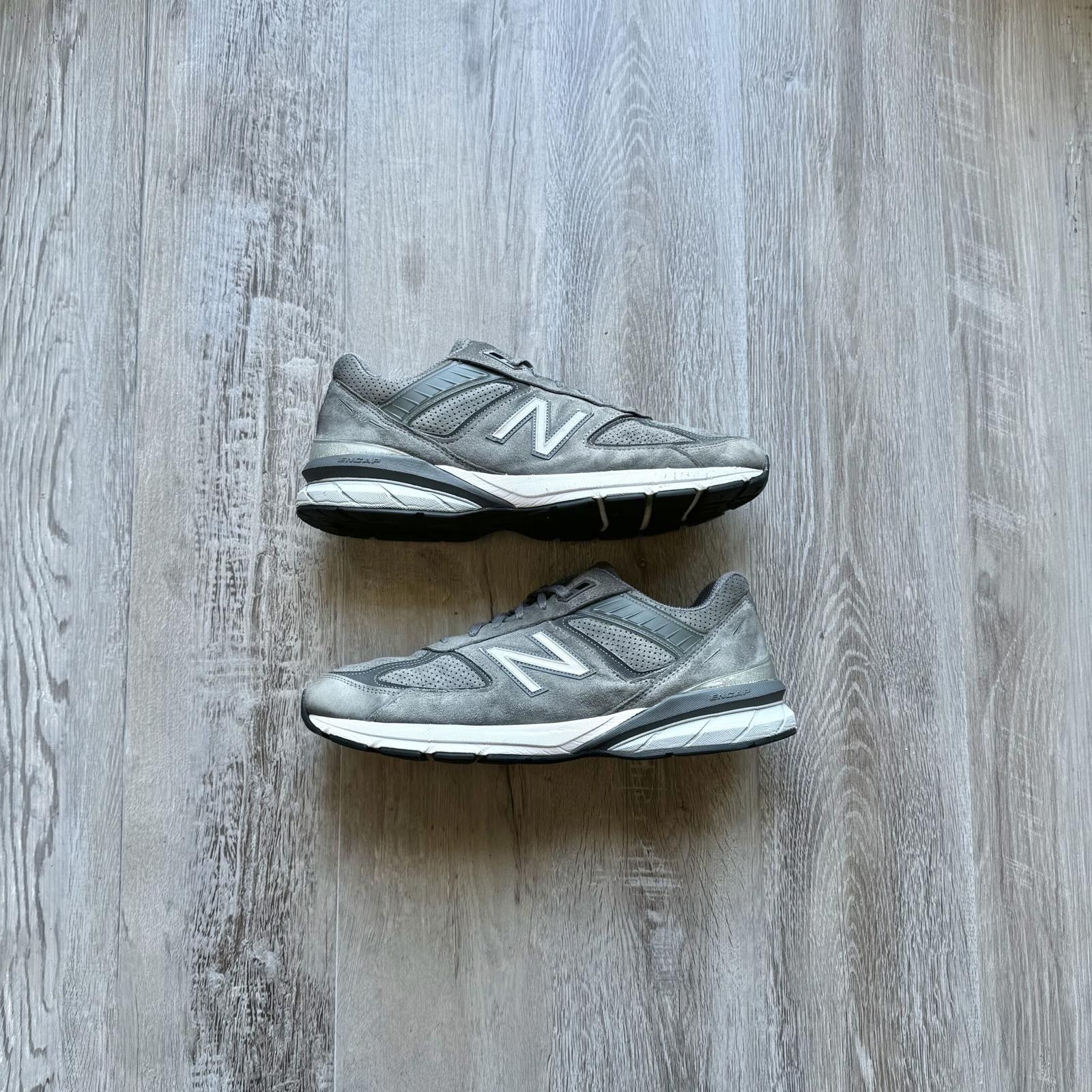 New Balance NEW BALANCE • 990 V5 "MiUSA Grey White" (13M) Size US 13 / EU 46 - 1 Thumbnail