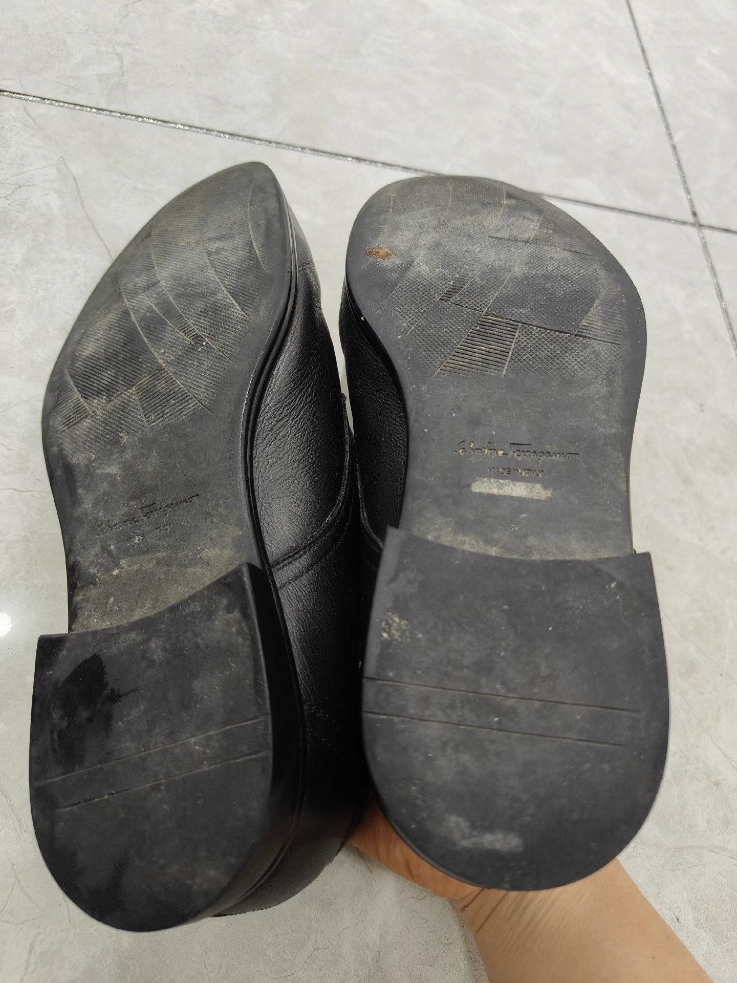 Salvatore Ferragamo Ferragamo Men's Black Leather Formal Shoes K29 Size US 6 / EU 39 - 6 Thumbnail